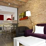 Ola Living Macba Apartment