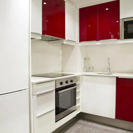 Ola Living Macba דירה *